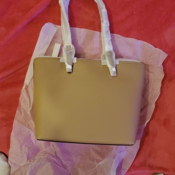 Michael Kors Purse - Picture 2 of 3